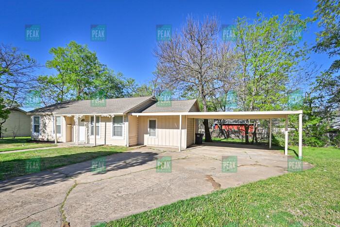 404 Lanola Ct - Photo 3 of 21