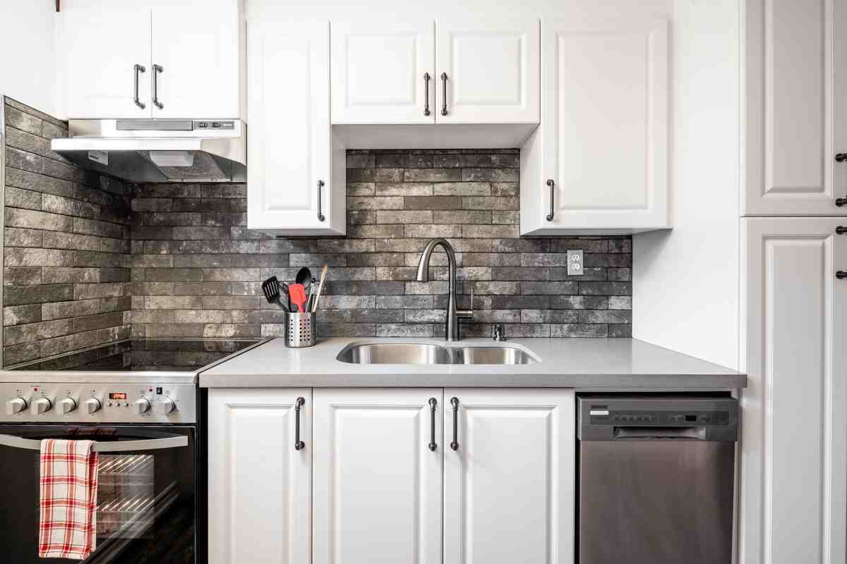 87 Pintail Crescent Bsmt - Photo 3 of 13