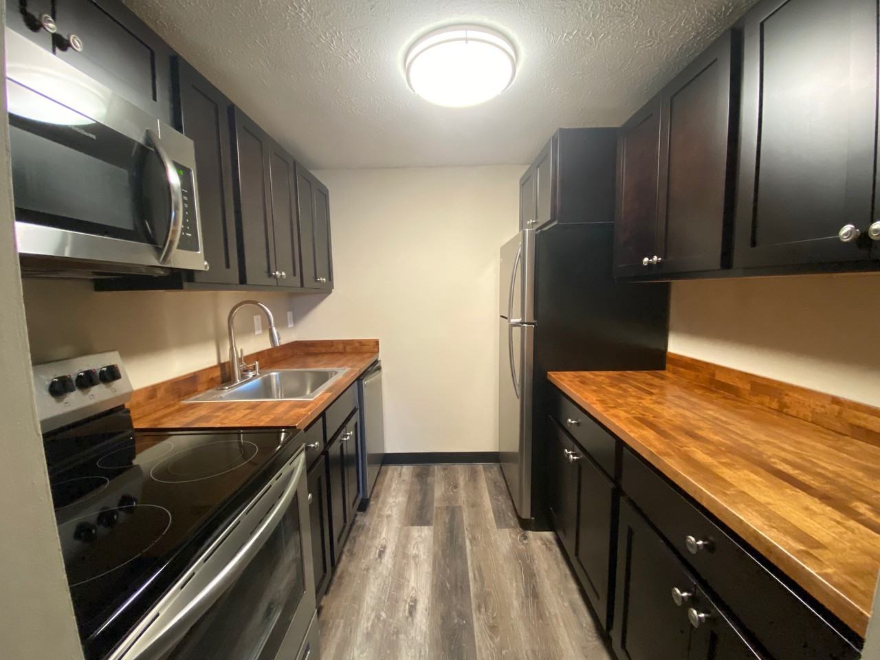 800 Northwood Ct #102