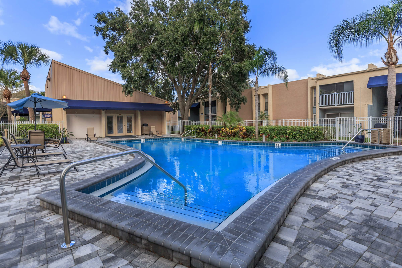 zSeastone Apartments - Photo 2 of 37