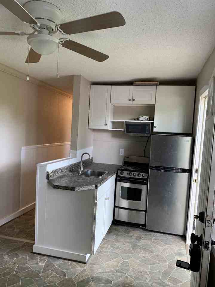 702 S Lee St #2 - Photo 2 of 8