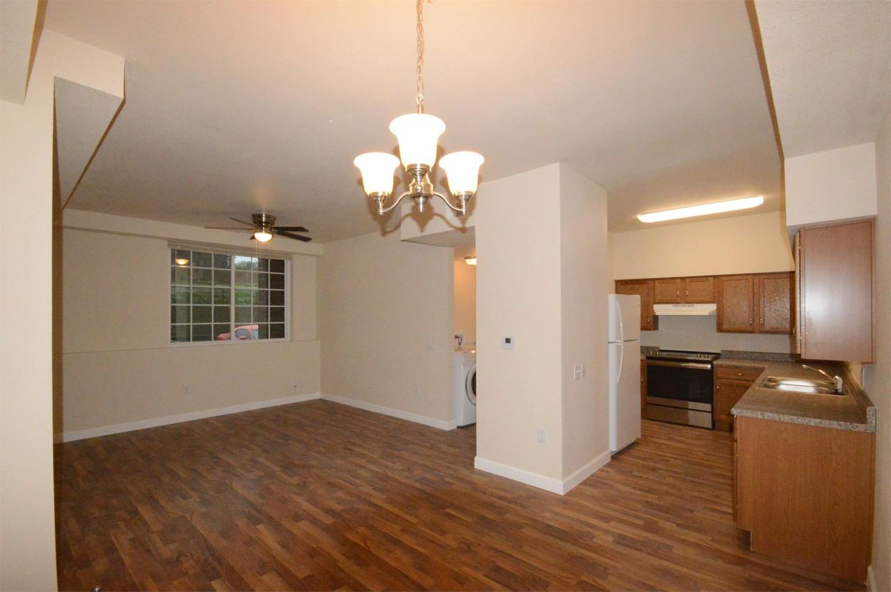 1205 Basswood St. - 101 A #101A - Photo 3 of 12