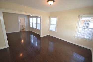 1035 W 71st St - Photo 2 of 11