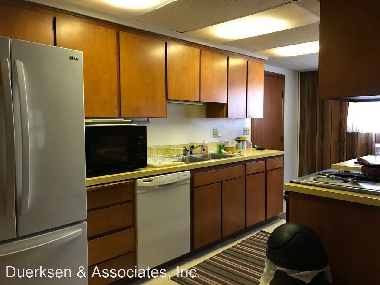 1804 Sw Brooklane Dr - Photo 3 of 9