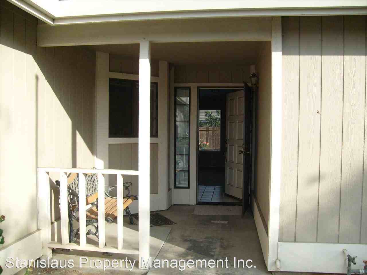 1526 Charlottesville Ln - Photo 3 of 9