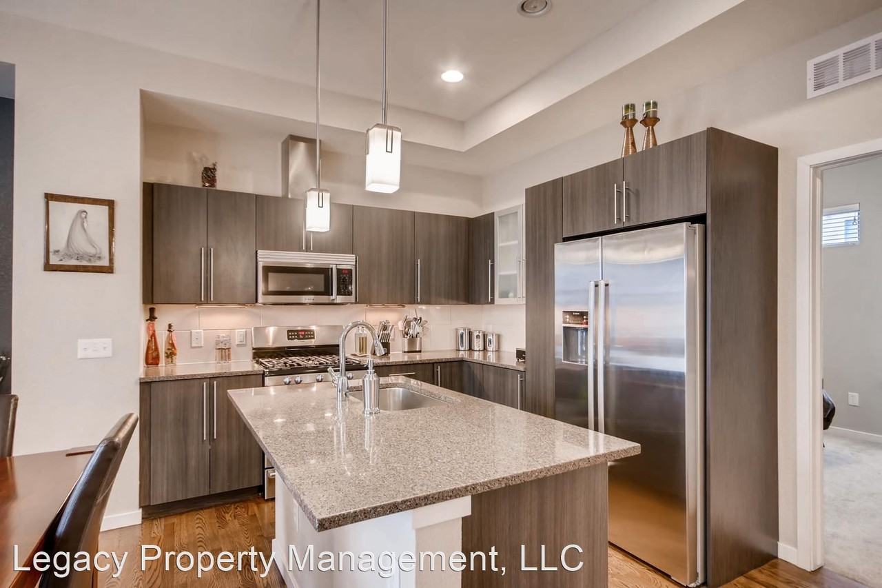 2118 N Clay St - Photo 2 of 11