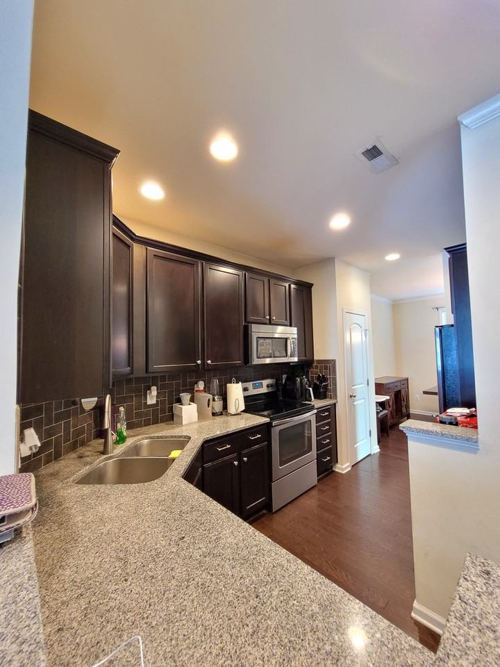 7221 Terregles Dr - Photo 5 of 19