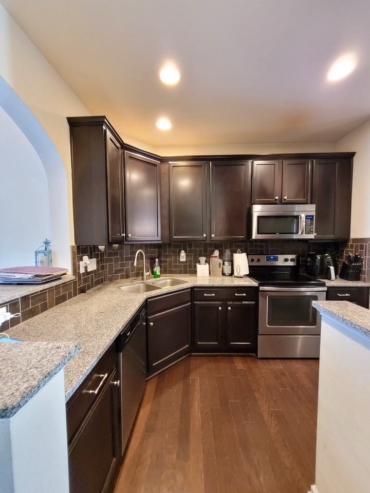 7221 Terregles Dr - Photo 6 of 19
