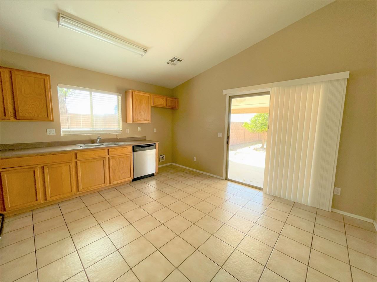 6717 E Lush Vista Vw - Photo 3 of 11