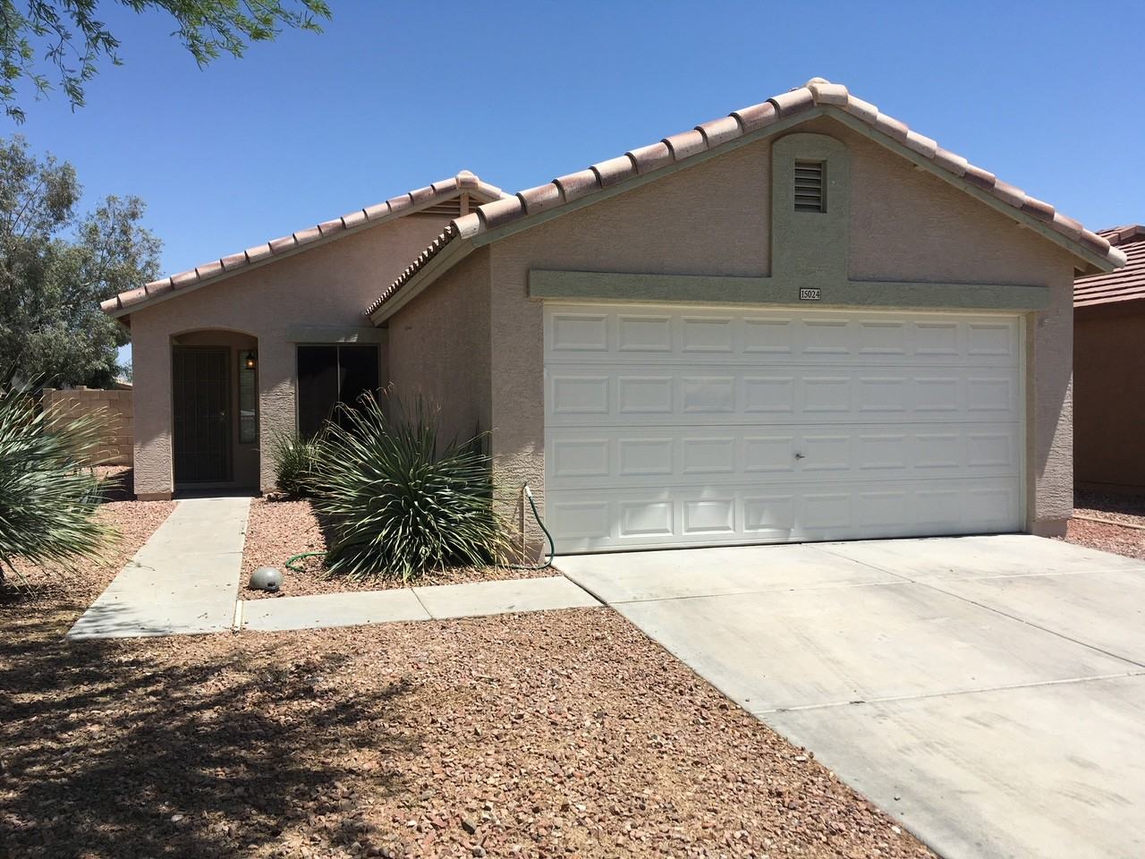 15024 W Calavar Rd - Photo 2 of 19