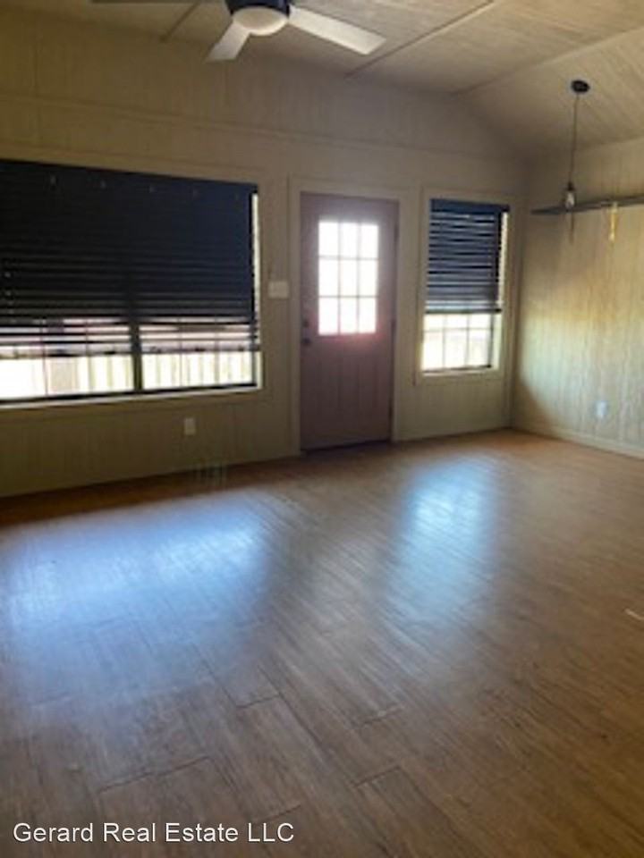 326 County Road 297 - Photo 3 of 14