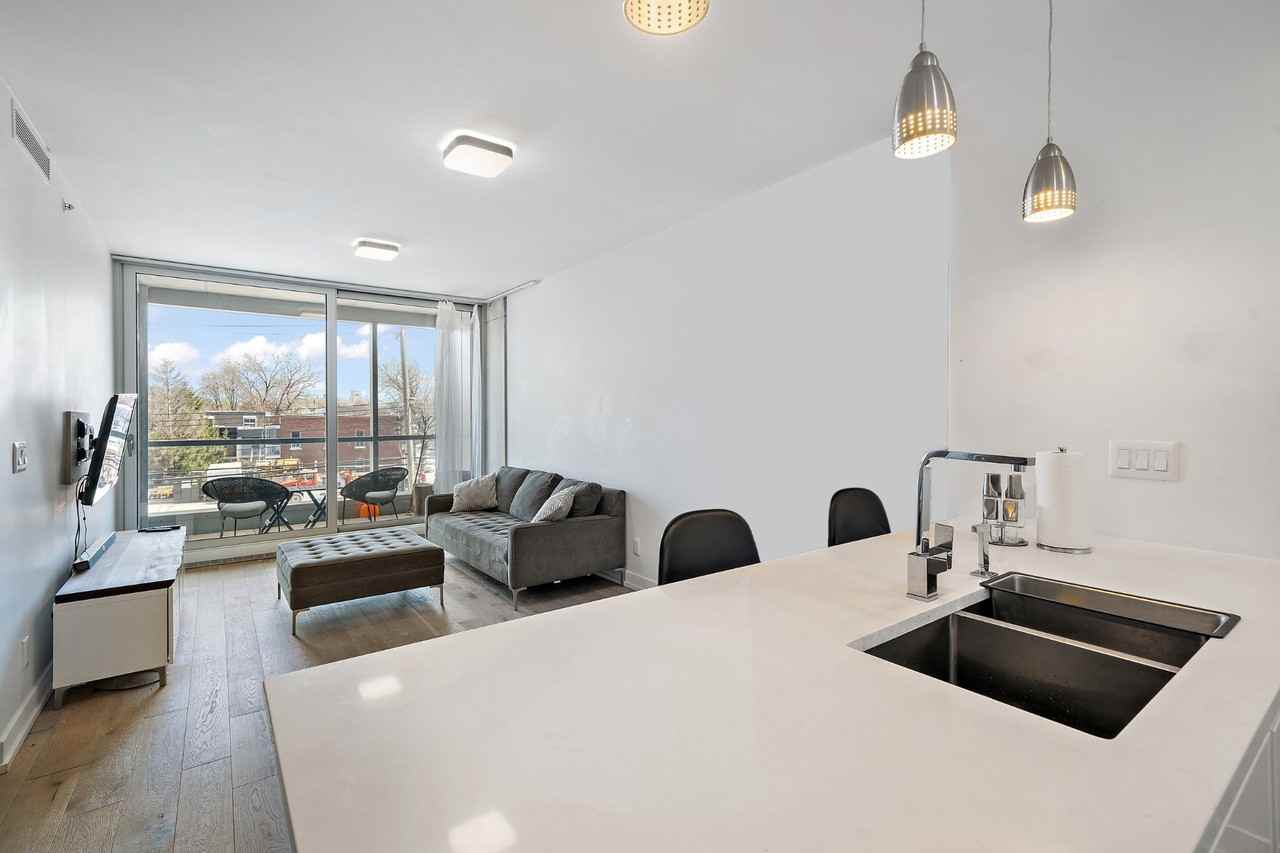 2365 Rue Saint-Patrick - Photo 2 of 21