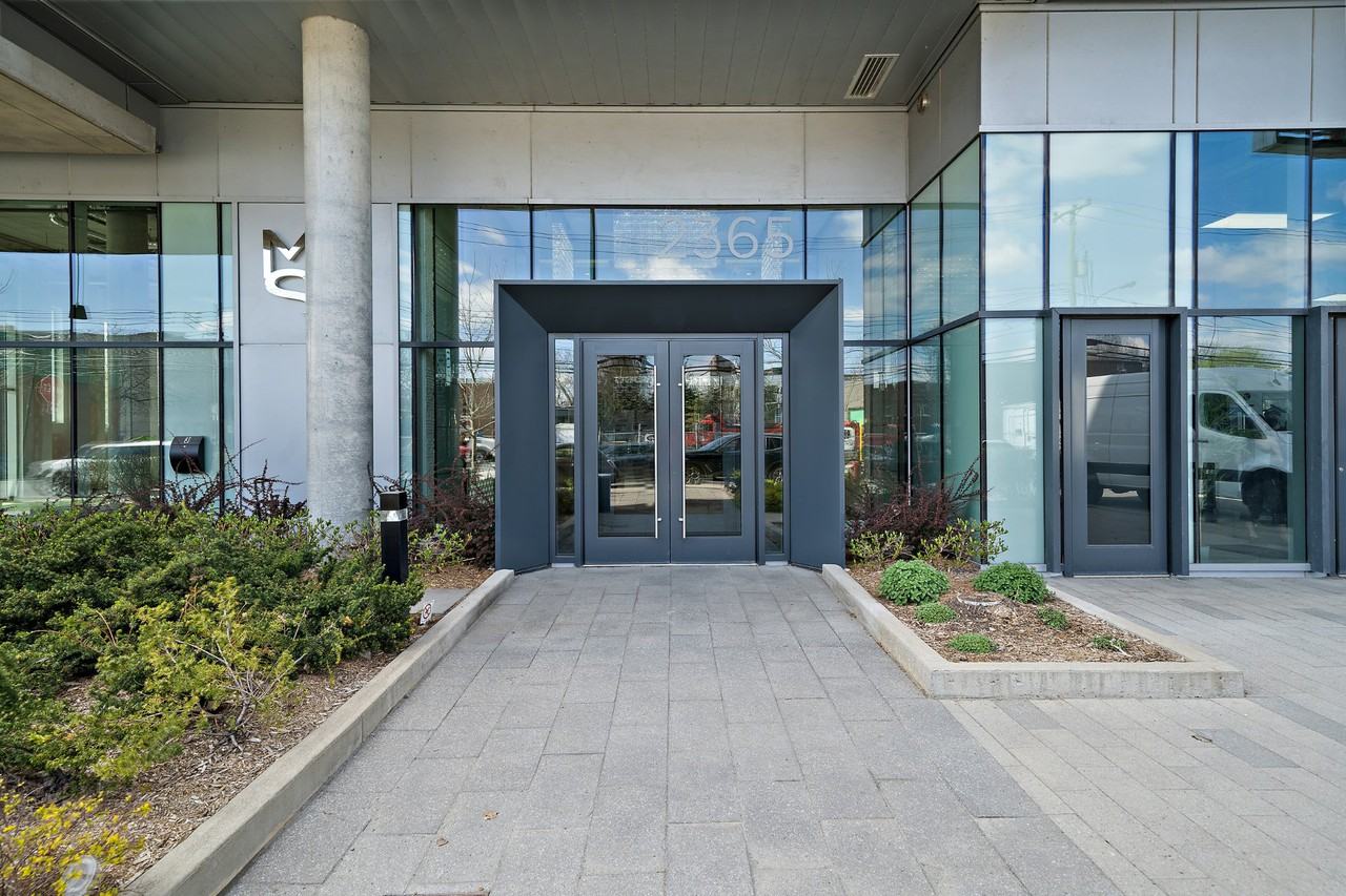 2365 Rue Saint-Patrick - Photo 3 of 21