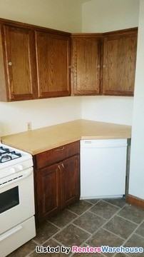230 Monroe St - Photo 2 of 15