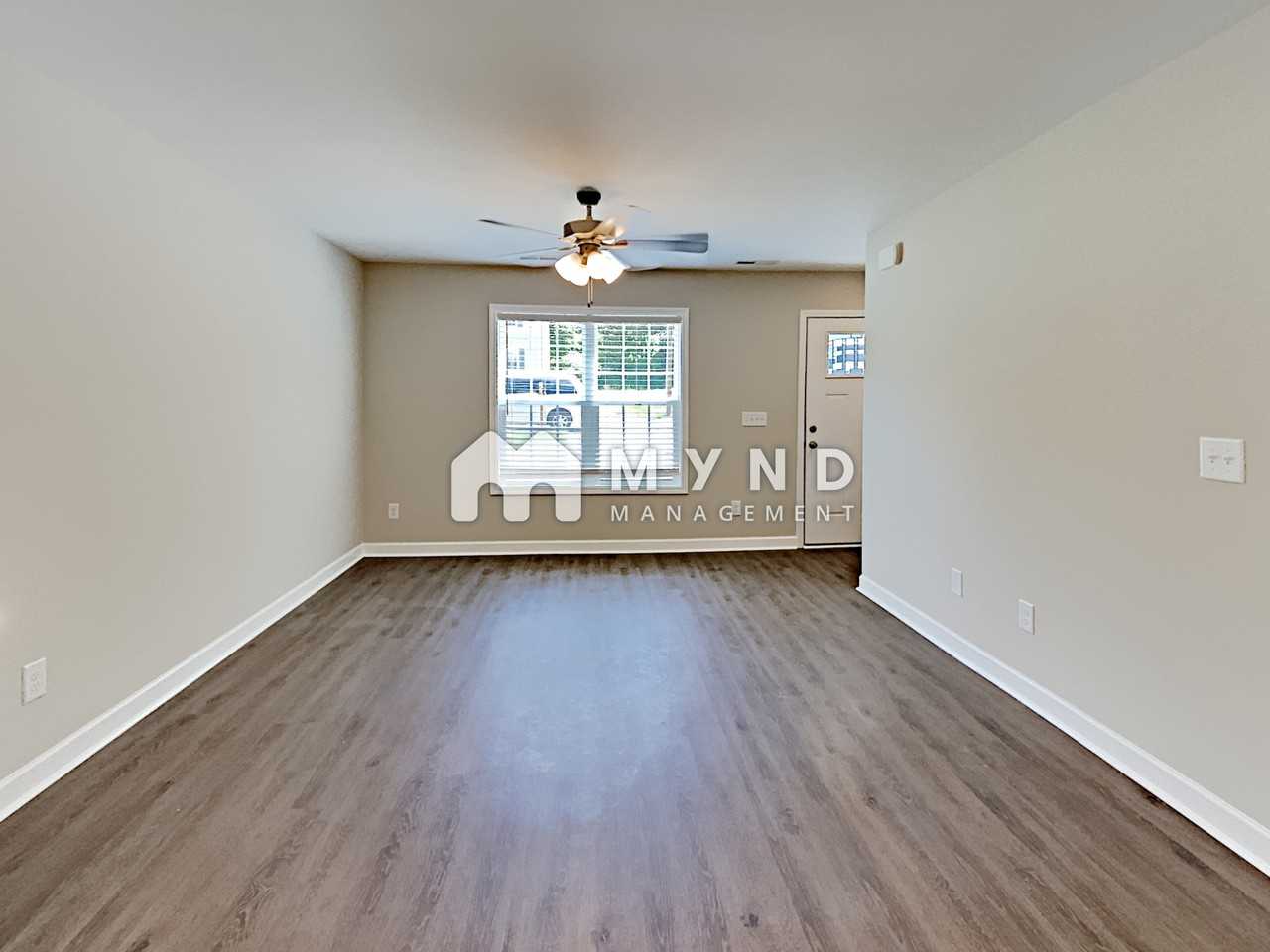 733 Hillside St - Photo 3 of 16