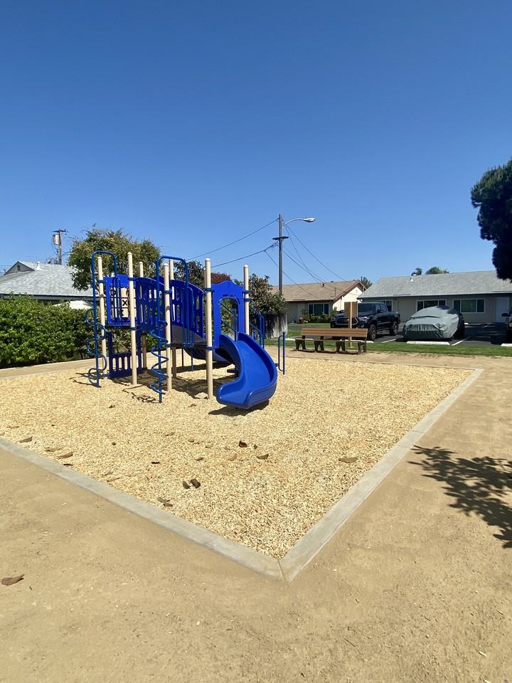 Magnolia Manor Apartments - Photo 5 of 8