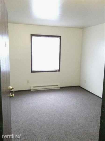 5477 N Hopkins St - Photo 2 of 12