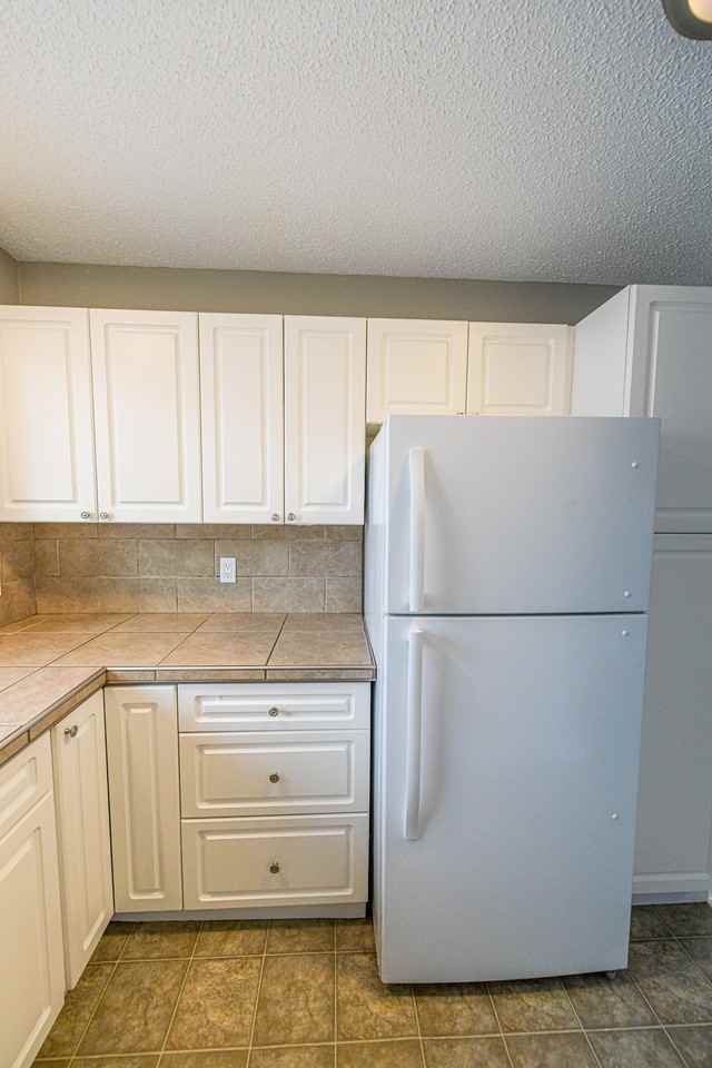 9310 100 Avenue - Photo 6 of 20