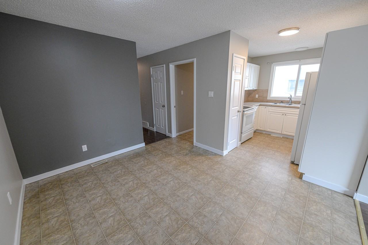 9310 100 Avenue - Photo 7 of 20