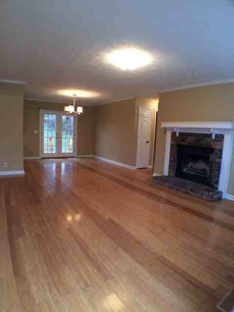 512 Cedarhill Ct - Photo 2 of 12