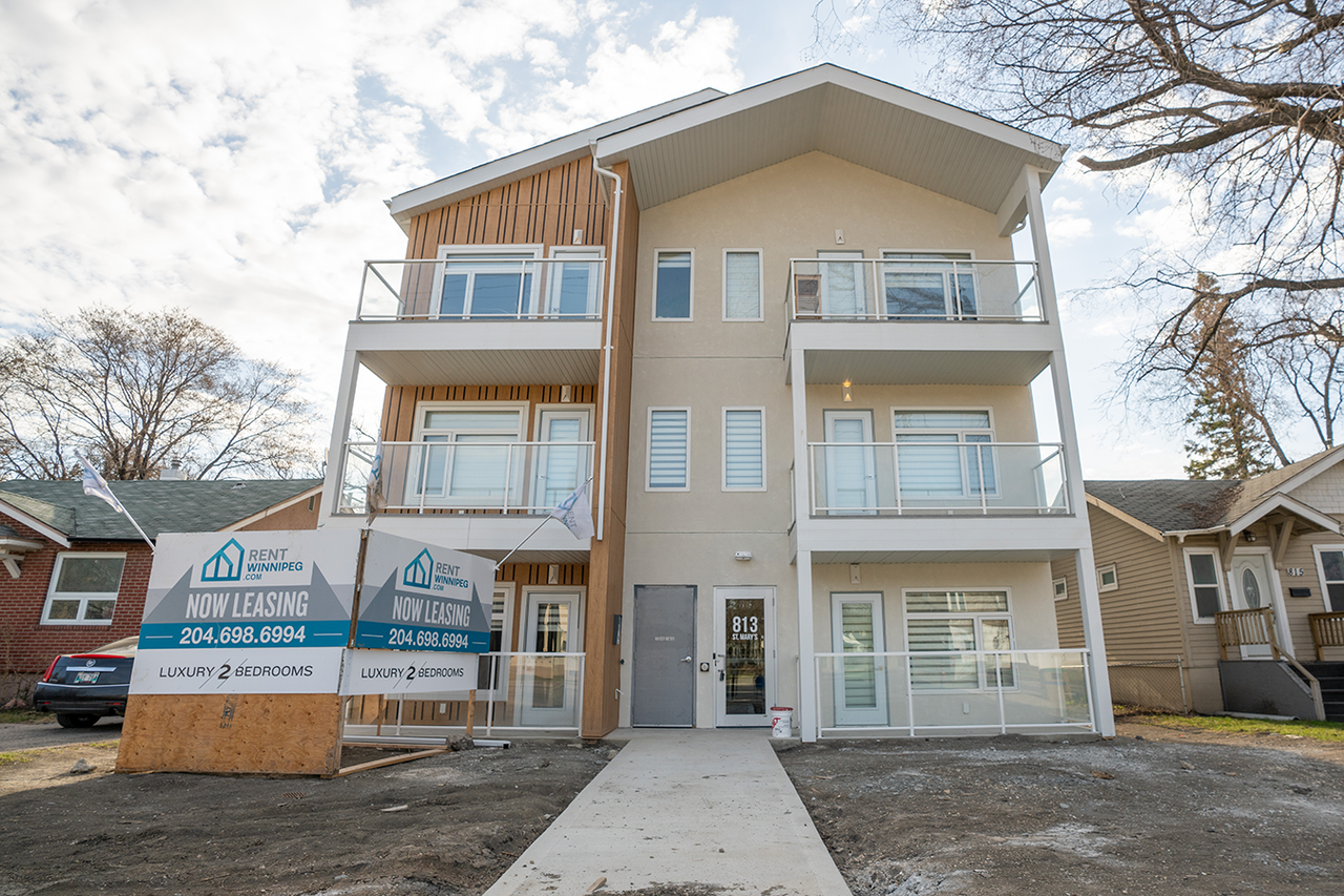 813 St. Mary's Road Apartments 813 St Mary'S Rd, Winnipeg, MB R2M 3N9