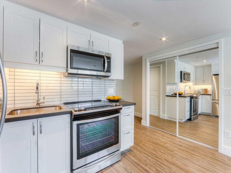 24 Leith Hill Road - Photo 2 of 18