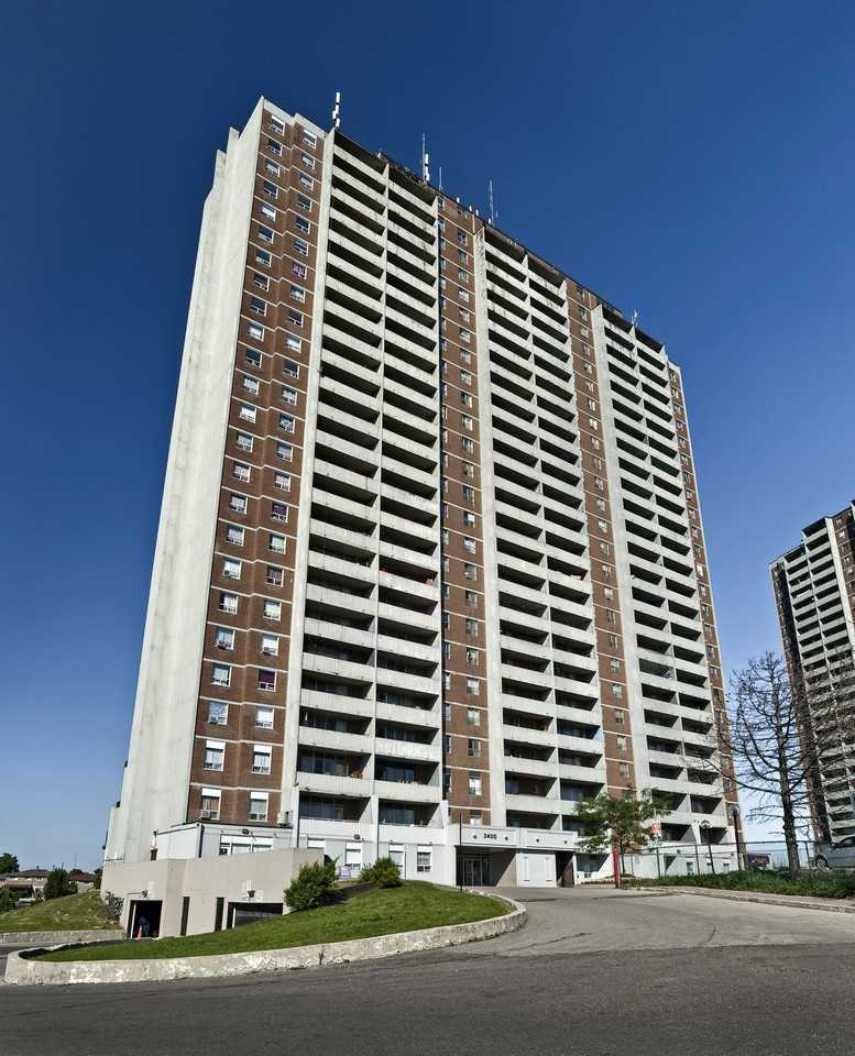 Weston Towers 3400 Weston Rd, Toronto, ON M9M 2W2 Apartment for