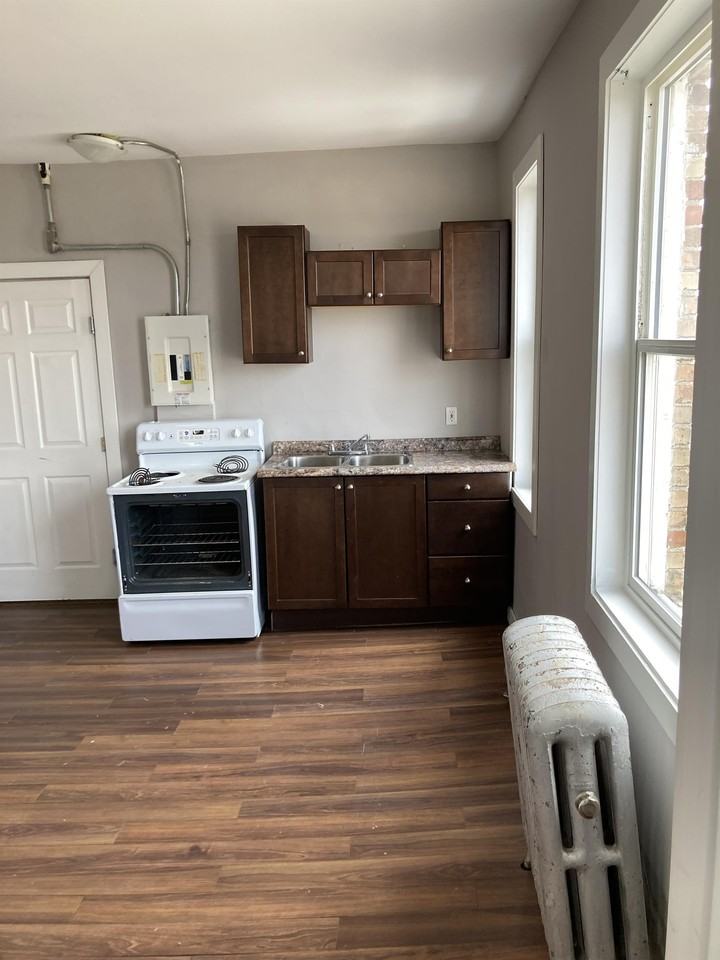 Seller Building - Photo 3 of 9