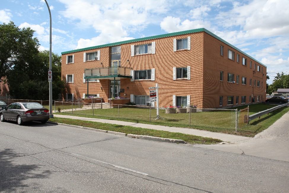 1051 Taylor Ave. - Palm Gardens - Photo 3 of 11