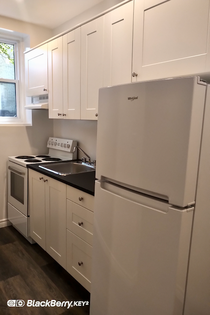 Dunn Avenue Apartments 131 Dunn Ave, Toronto, ON M6K 2R8 Zumper