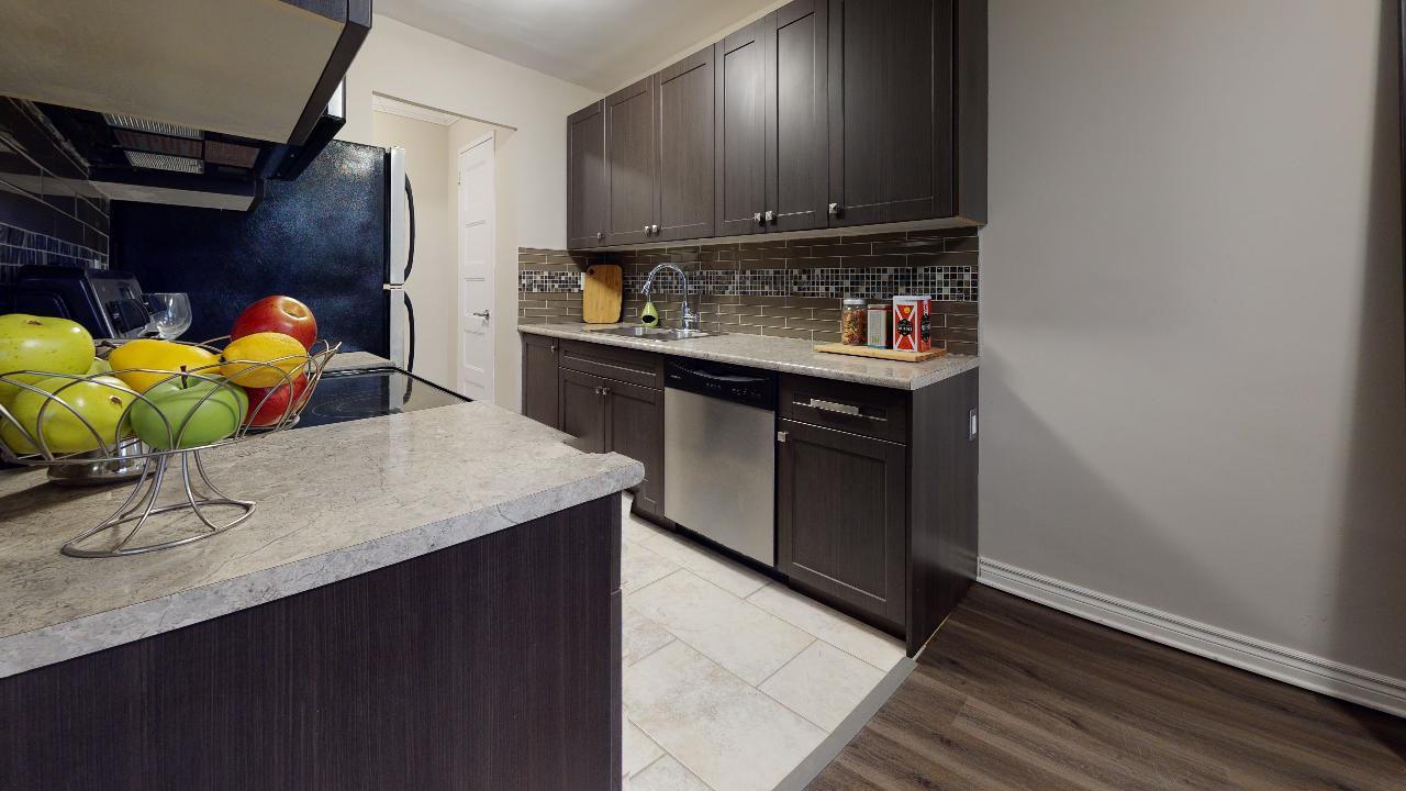 Auburn Park Apartments 951 Wonderland Rd S, London, ON N6K 2X7 Zumper