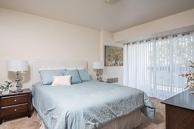 Juliana Apartments - Photo 3 of 28