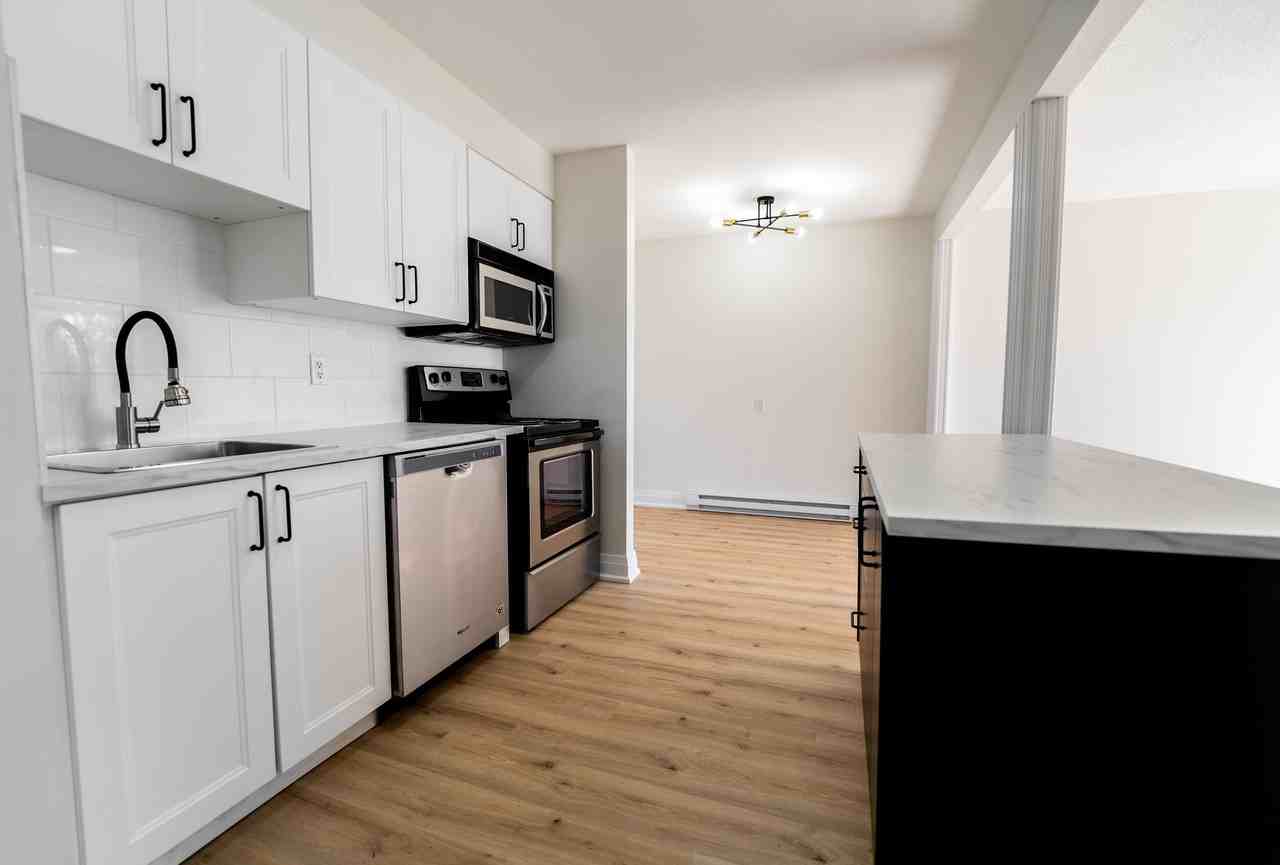 802 St. Andre - Photo 3 of 17