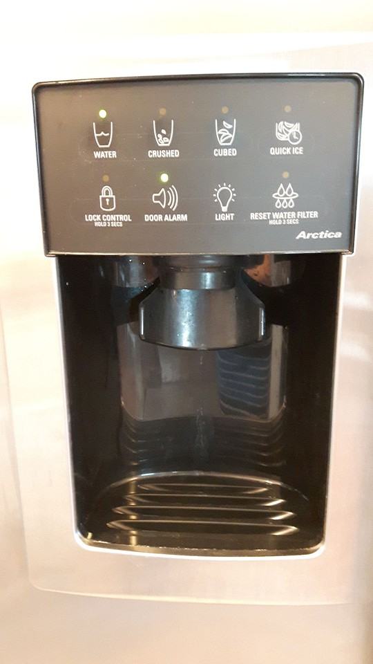 Spacious 2 Bed 1 bath Down Suite**In - Photo 3 of 21