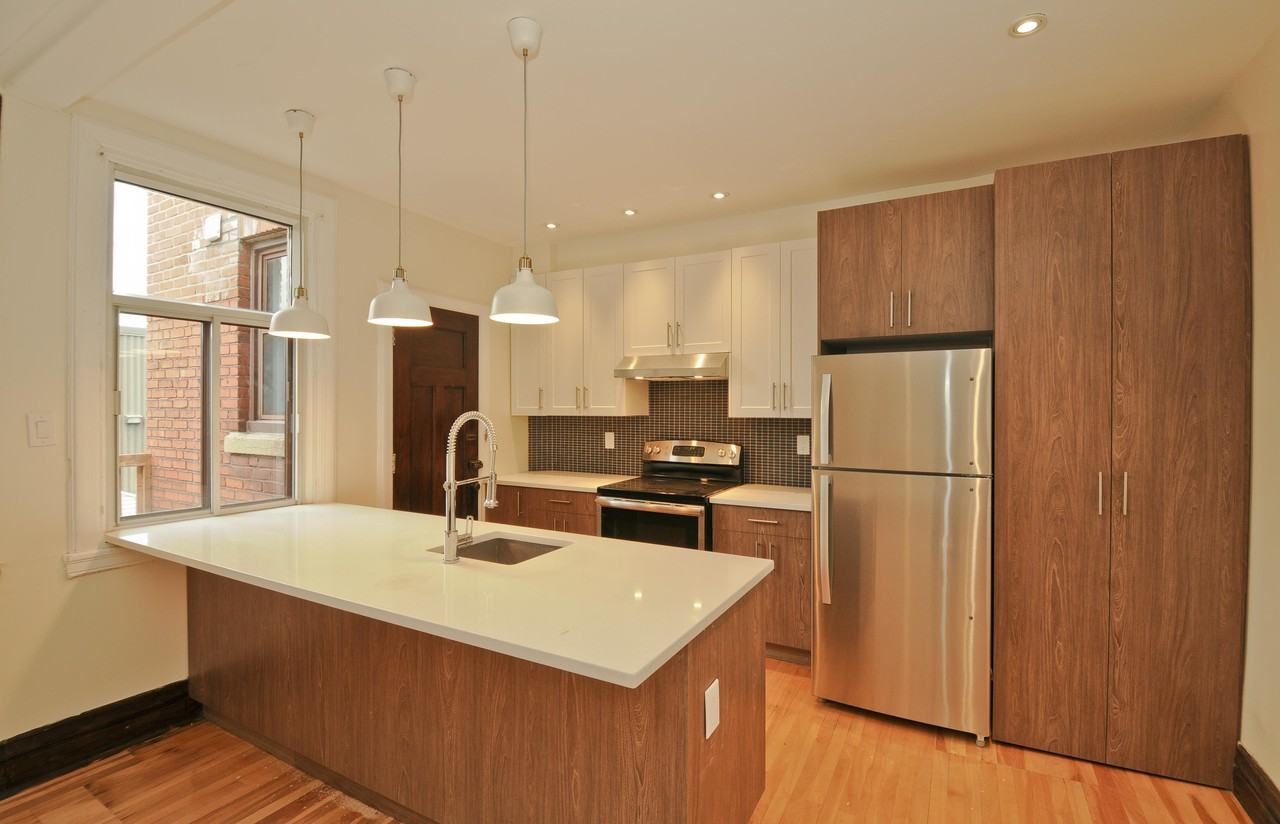 FG Realties - Photo 2 of 31