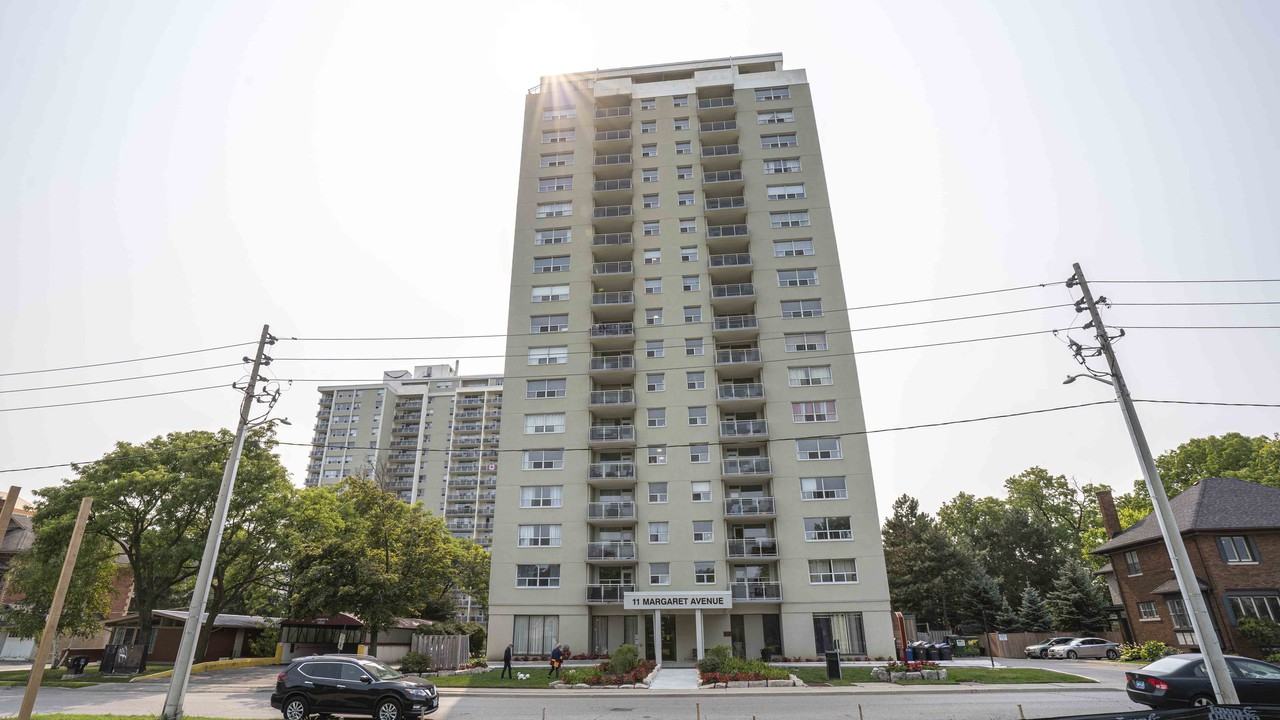 Queen Margaret I Apartments for Rent 11 Margaret Ave, Kitchener, ON
