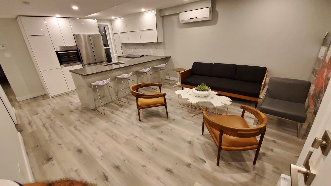 161A-159B Rue Jean-Talon - Photo 2 of 14