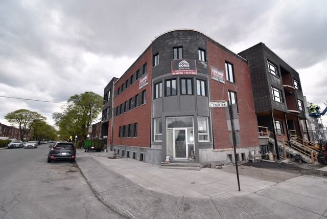 6900 COTE DES NEIGES - Photo 2 of 20