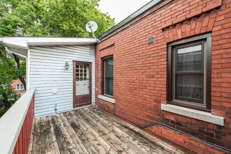 513 Mcleod - Photo 2 of 20