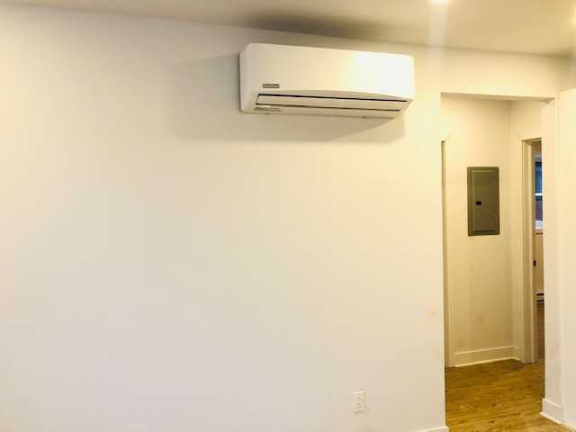 4820 COTE STE CATHERINE - Photo 3 of 15