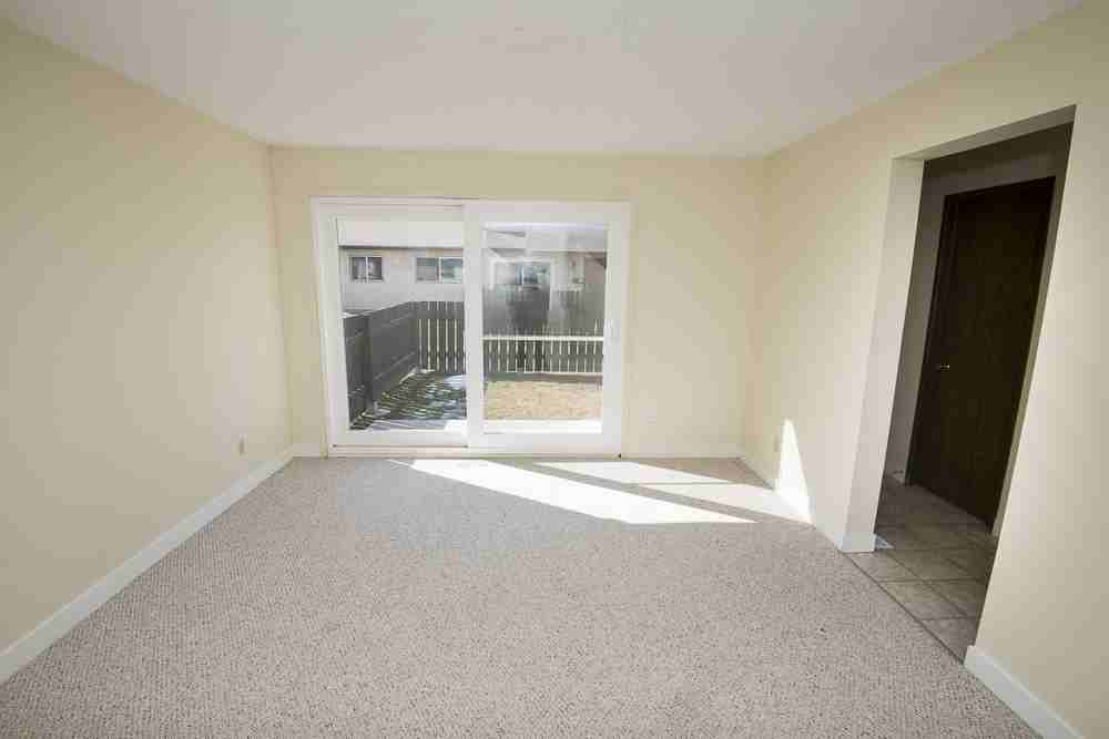 Huntington Hill Townhomes near Southgate - Photo 3 of 15