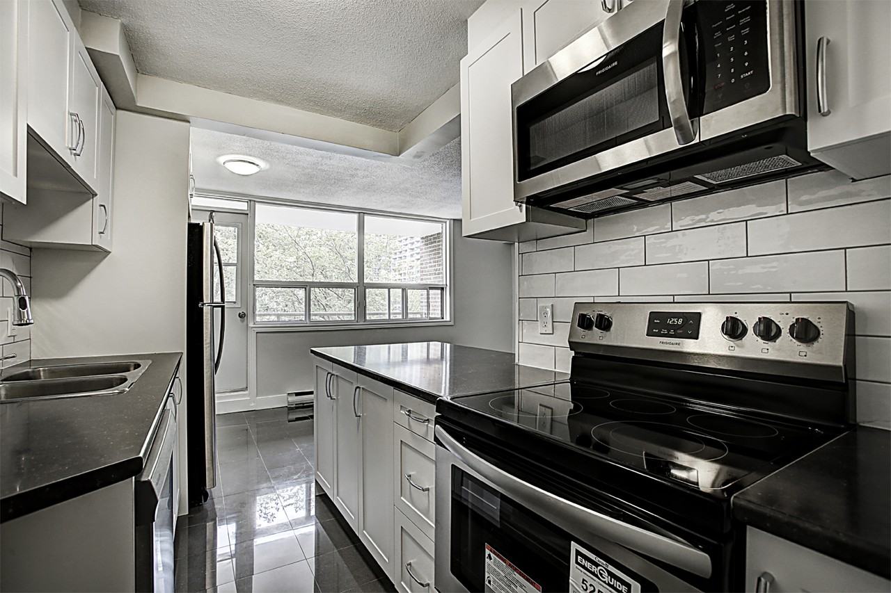 490 Nelson Avenue - Photo 2 of 10