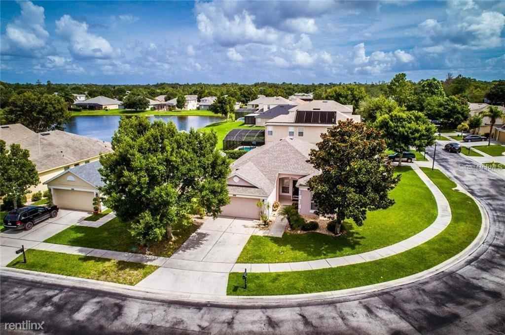 2672 Bellewater Pl - Photo 2 of 24
