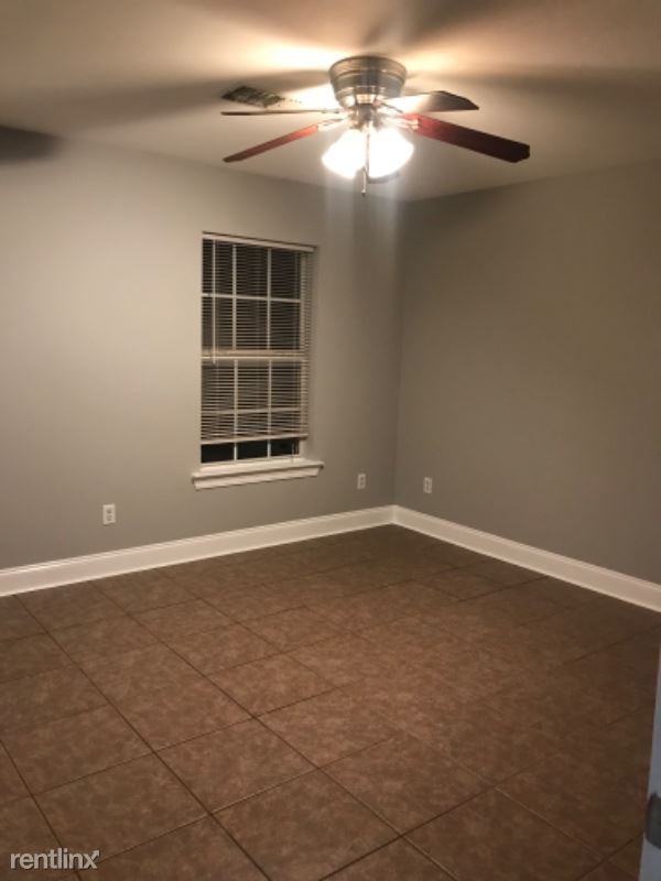 1144 1144 E Jerusalem Ave 2 - Photo 2 of 18