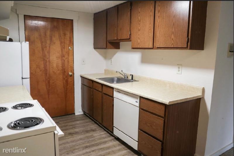 59 59 Pleasant St 103 - Photo 3 of 10