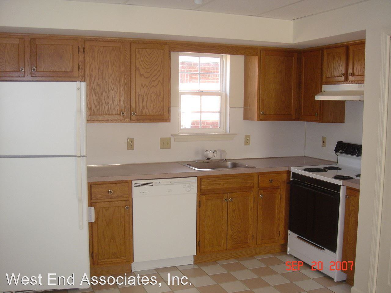 907-909 N 18th St - Photo 2 of 3