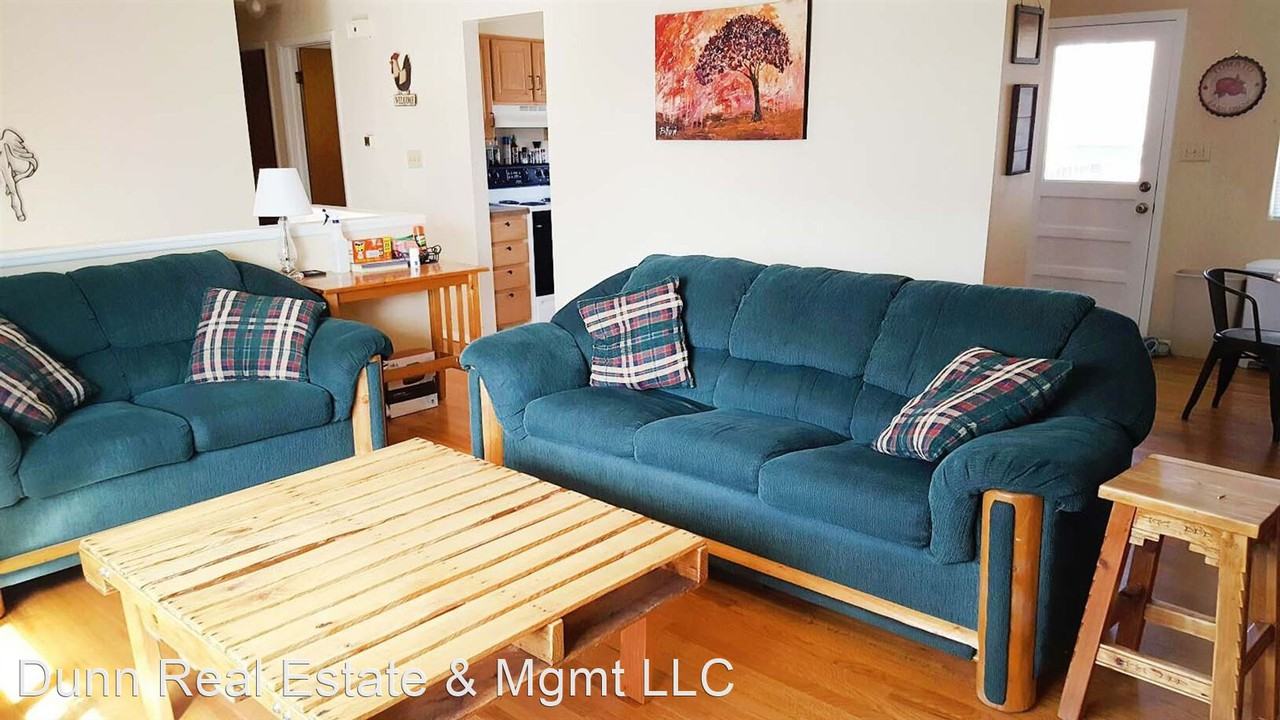 504 Tulane Dr - Photo 3 of 19