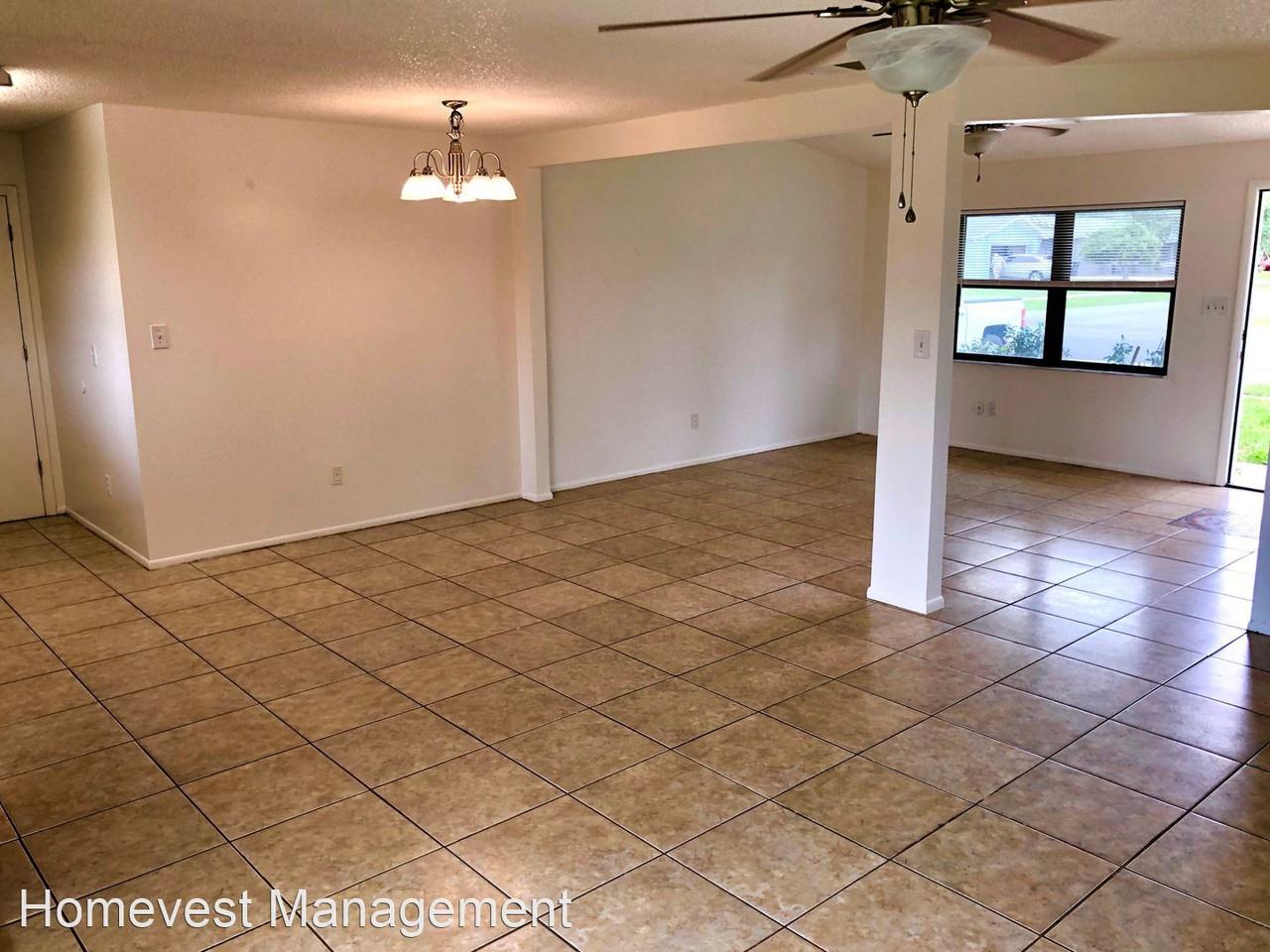 950 Old Tree Rd - Photo 3 of 14
