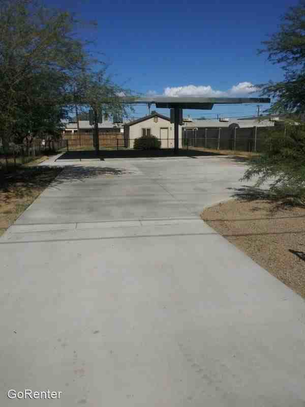 412 412 1/2 W 9th St - Casa Grande 21245090-Location113 - Photo 2 of 50