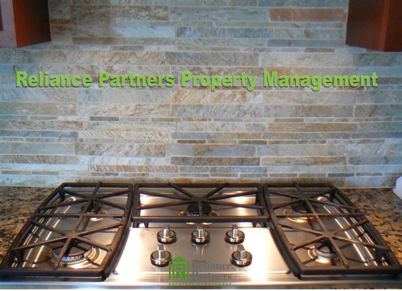 2145 Ranch View Dr - Photo 3 of 9